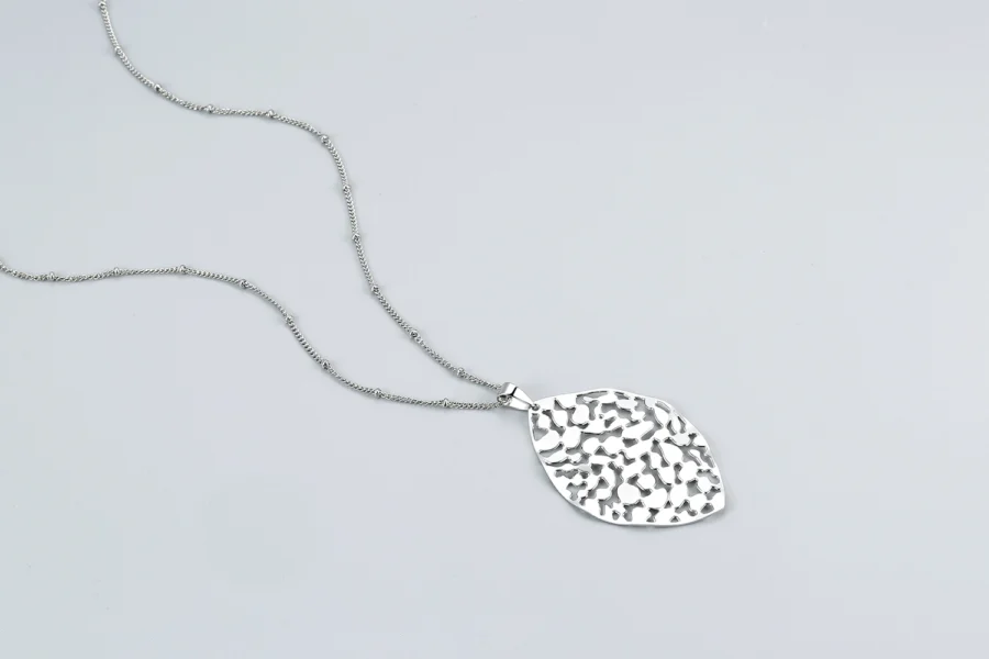 silver leaf pendant necklaces 5